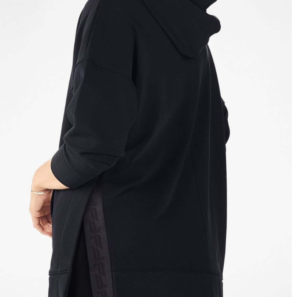 Fabletics Brisa High Slit Logo Pullover - image 3